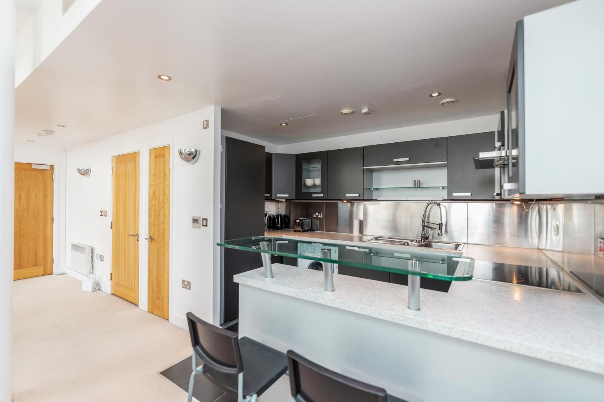 Excel Dock Apartments Лондон Екстер'єр фото