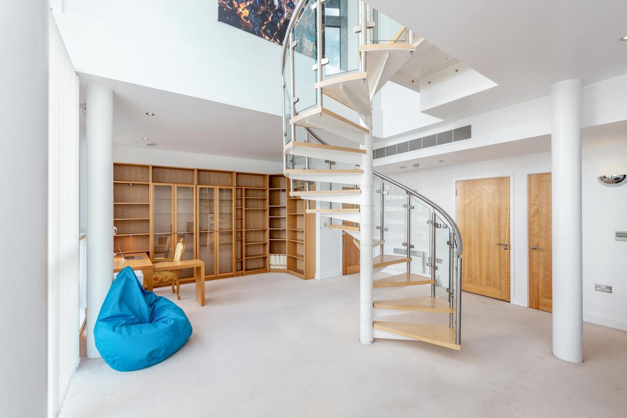 Excel Dock Apartments Лондон Екстер'єр фото