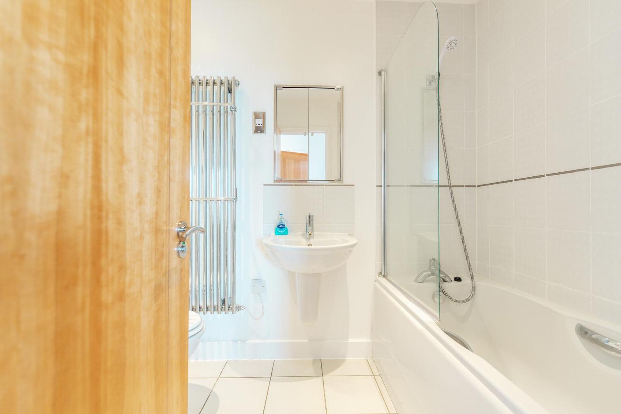 Excel Dock Apartments Лондон Екстер'єр фото