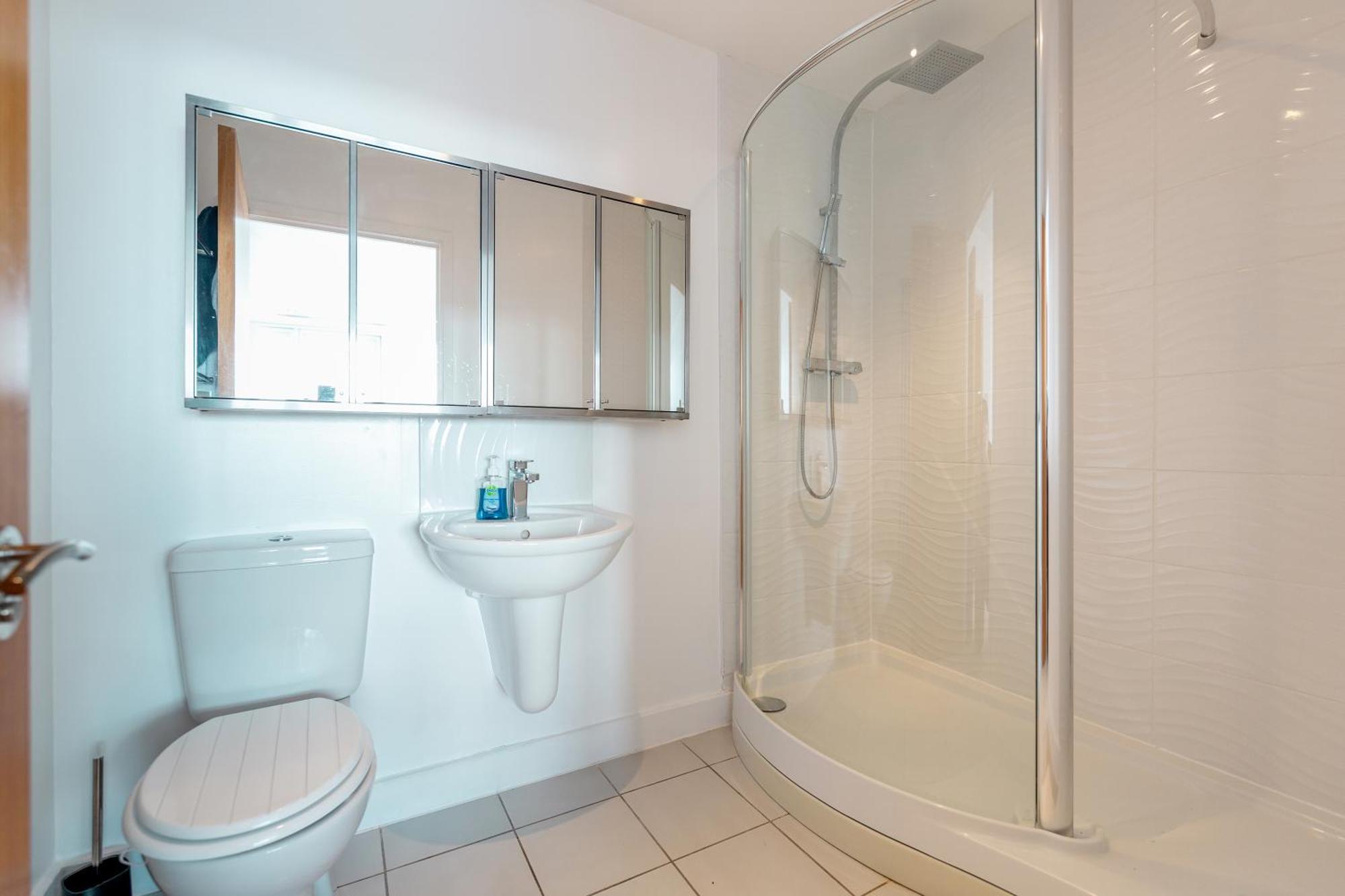 Excel Dock Apartments Лондон Екстер'єр фото